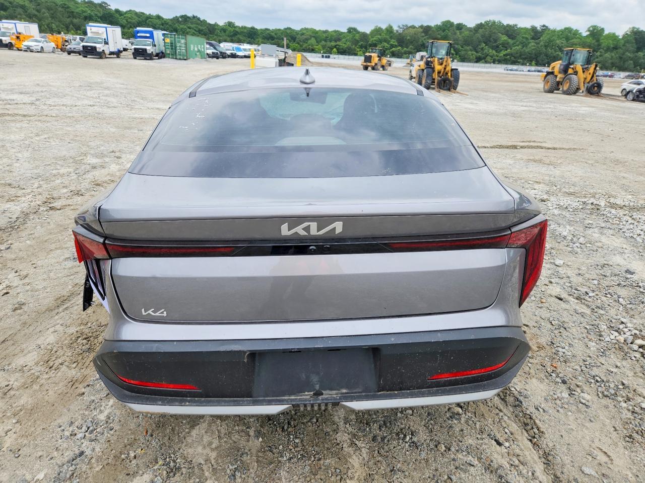 2026 Kia K4 Lxs - Image 6