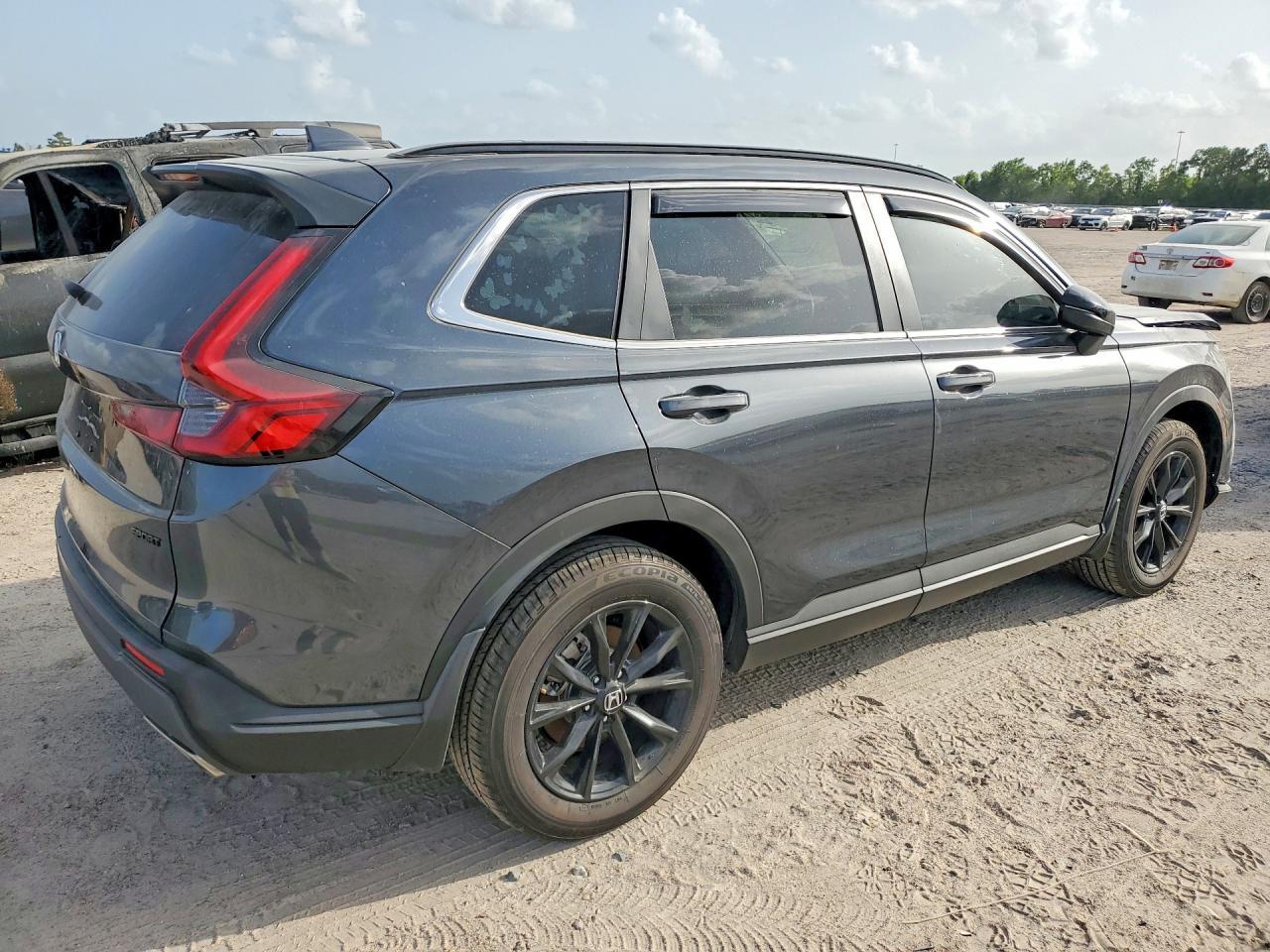 2025 Honda Cr-V Sport - Image 3