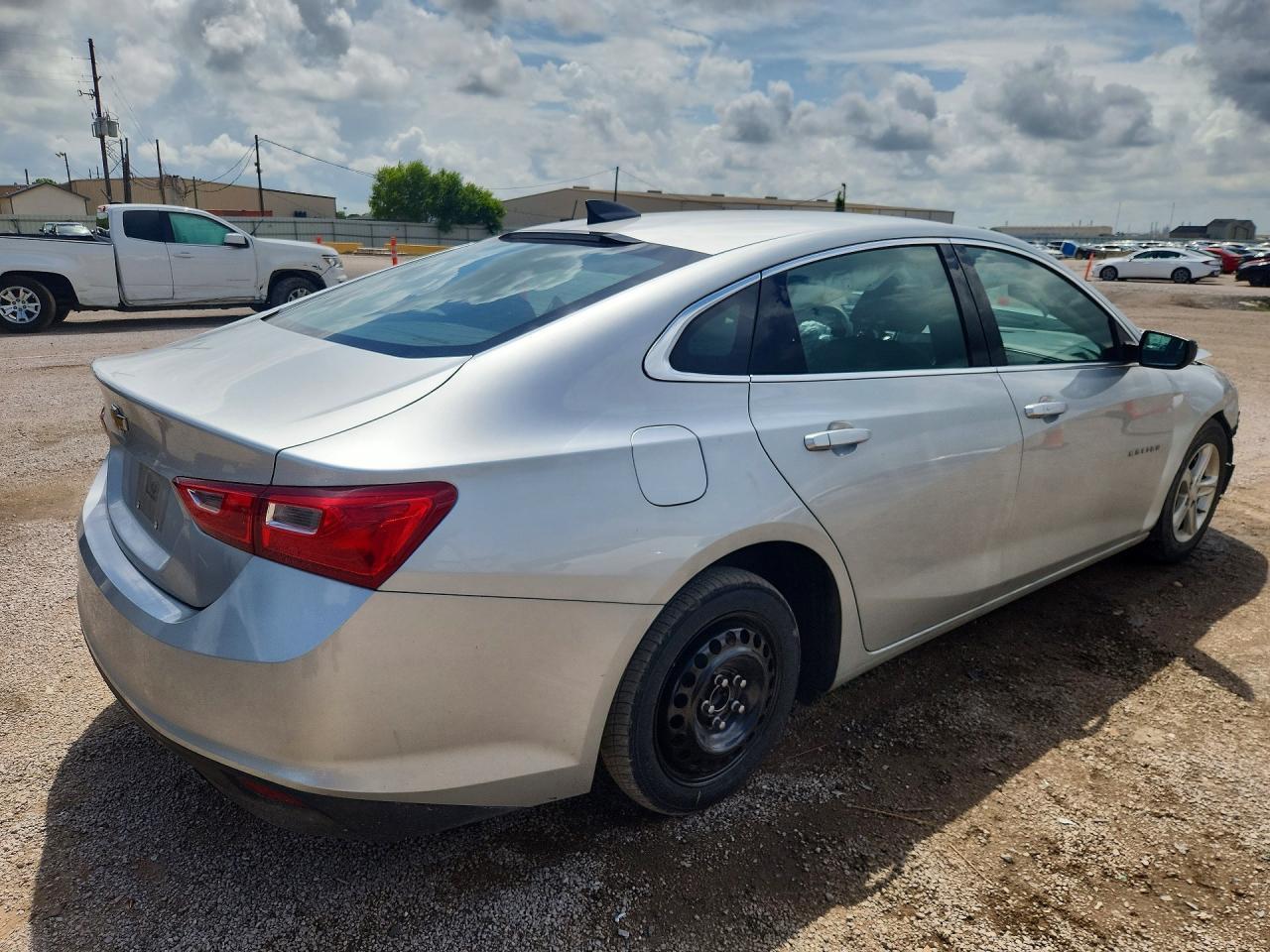 2022 Chevrolet Malibu Ls - Image 3
