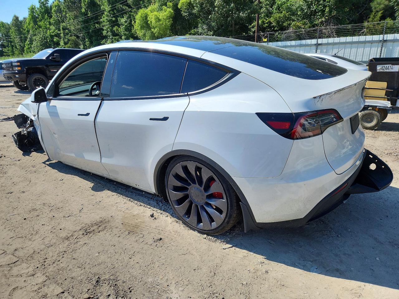2023 Tesla Model Y - Фото 2