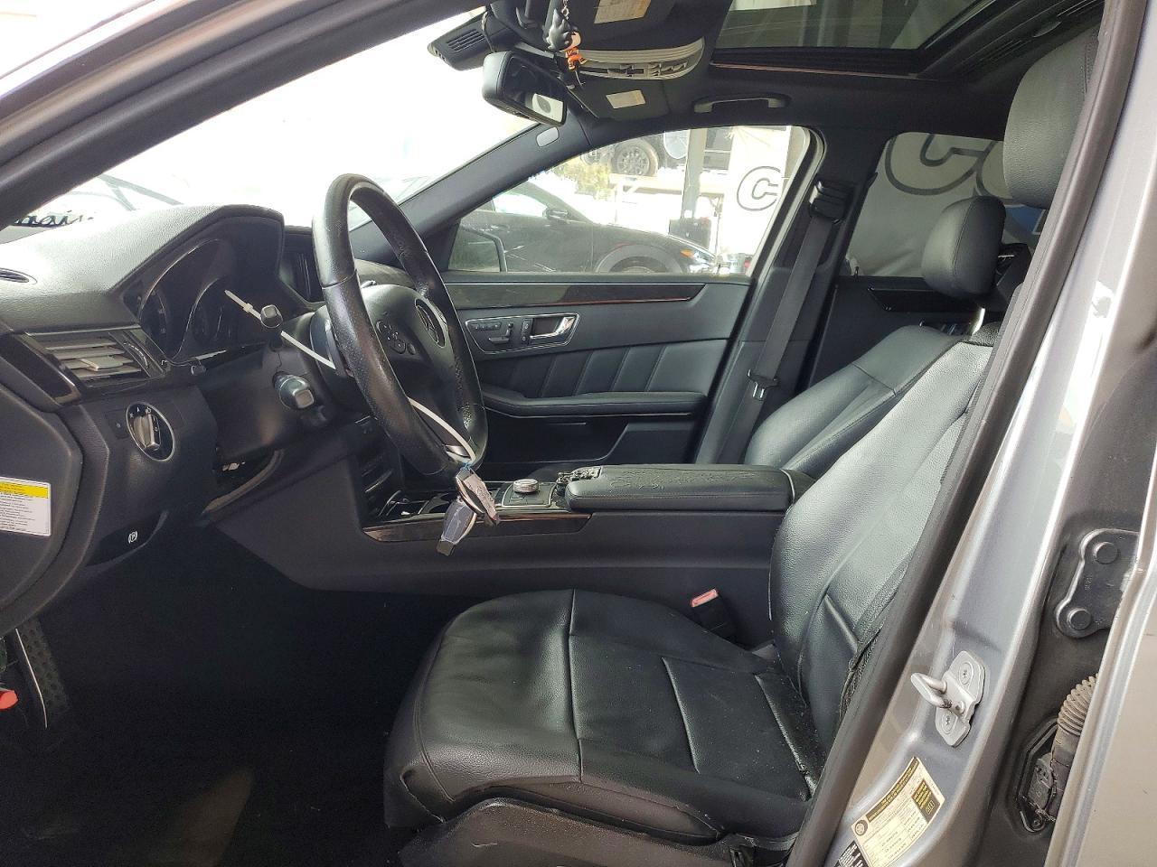 2011 Mercedes-Benz E 550 - Фото 7
