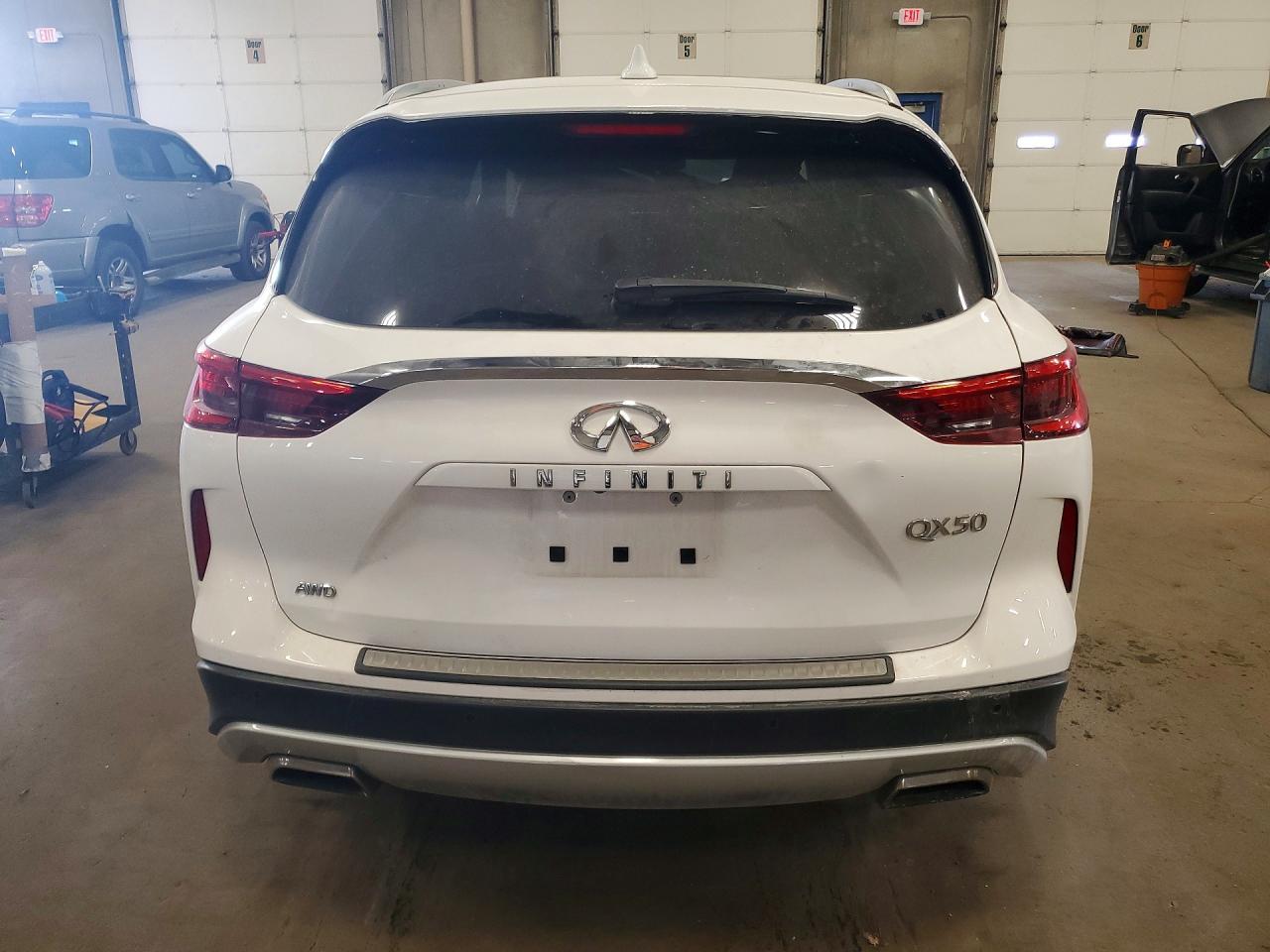 2021 Infiniti Qx50 Essential - Image 6