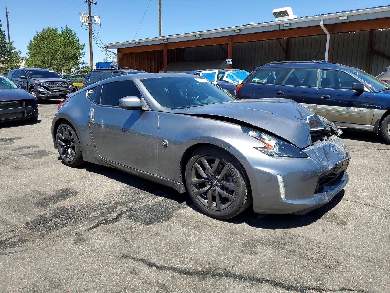 2018 Nissan 370Z Touring - Image 4