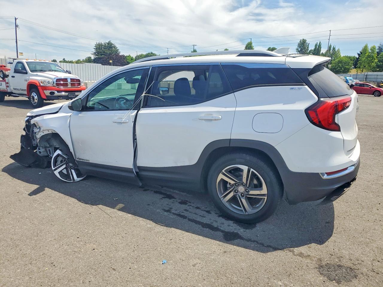 2021 GMC Terrain Slt - Фото 2