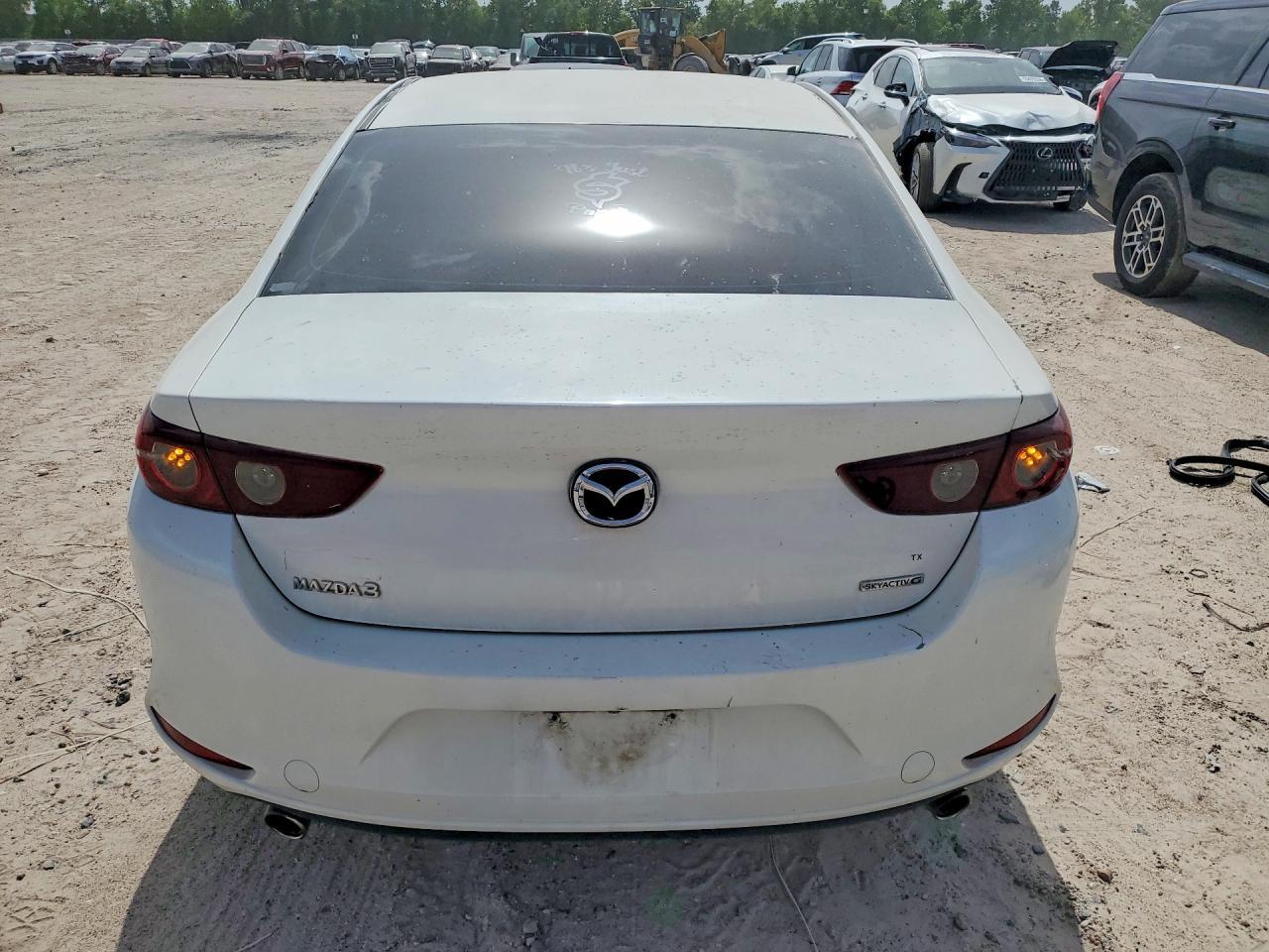 2020 Mazda 3 - Фото 6