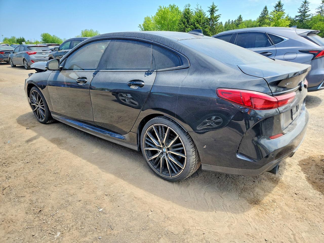 2021 BMW 228Xi - Фото 2
