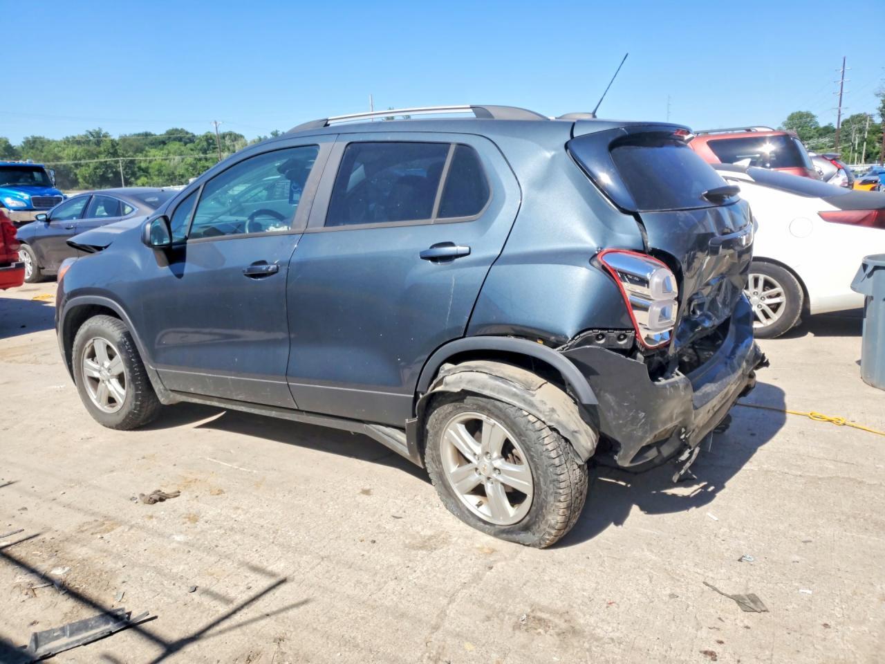 2021 Chevrolet Trax 1Lt - Image 2