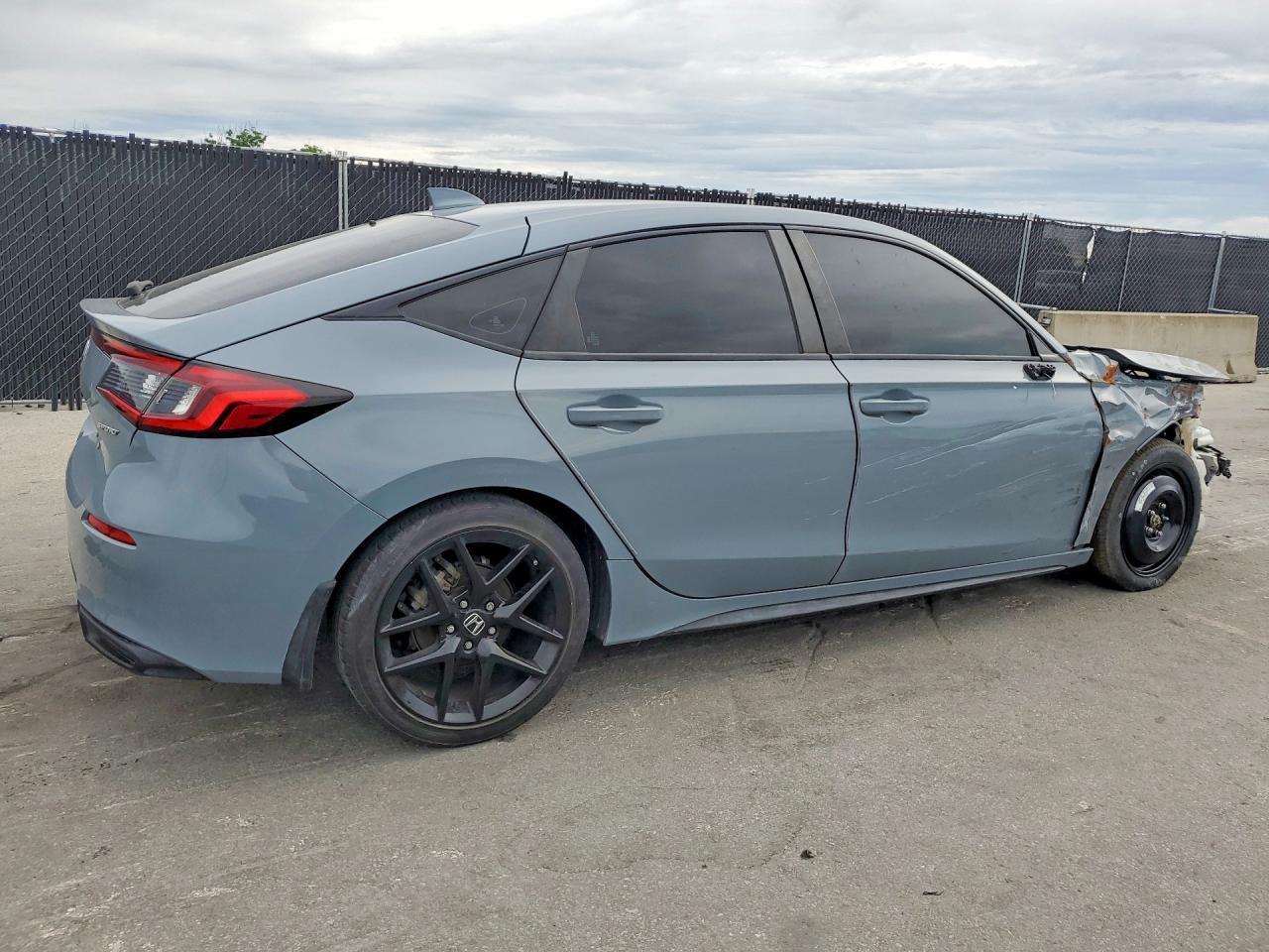2022 Honda Civic Sport - Фото 3