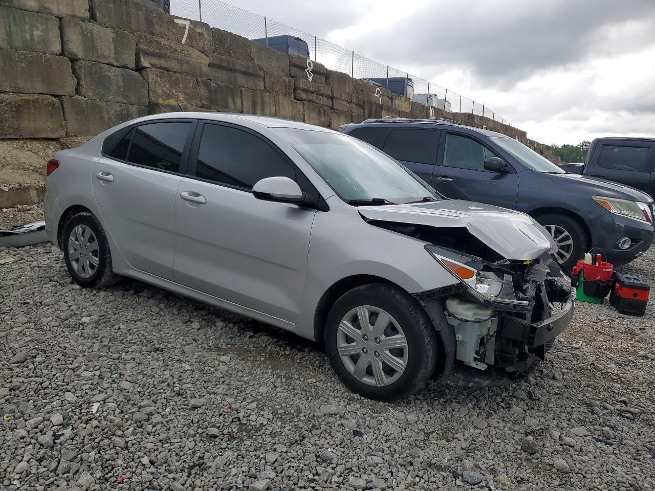2021 Kia Rio S - Image 4