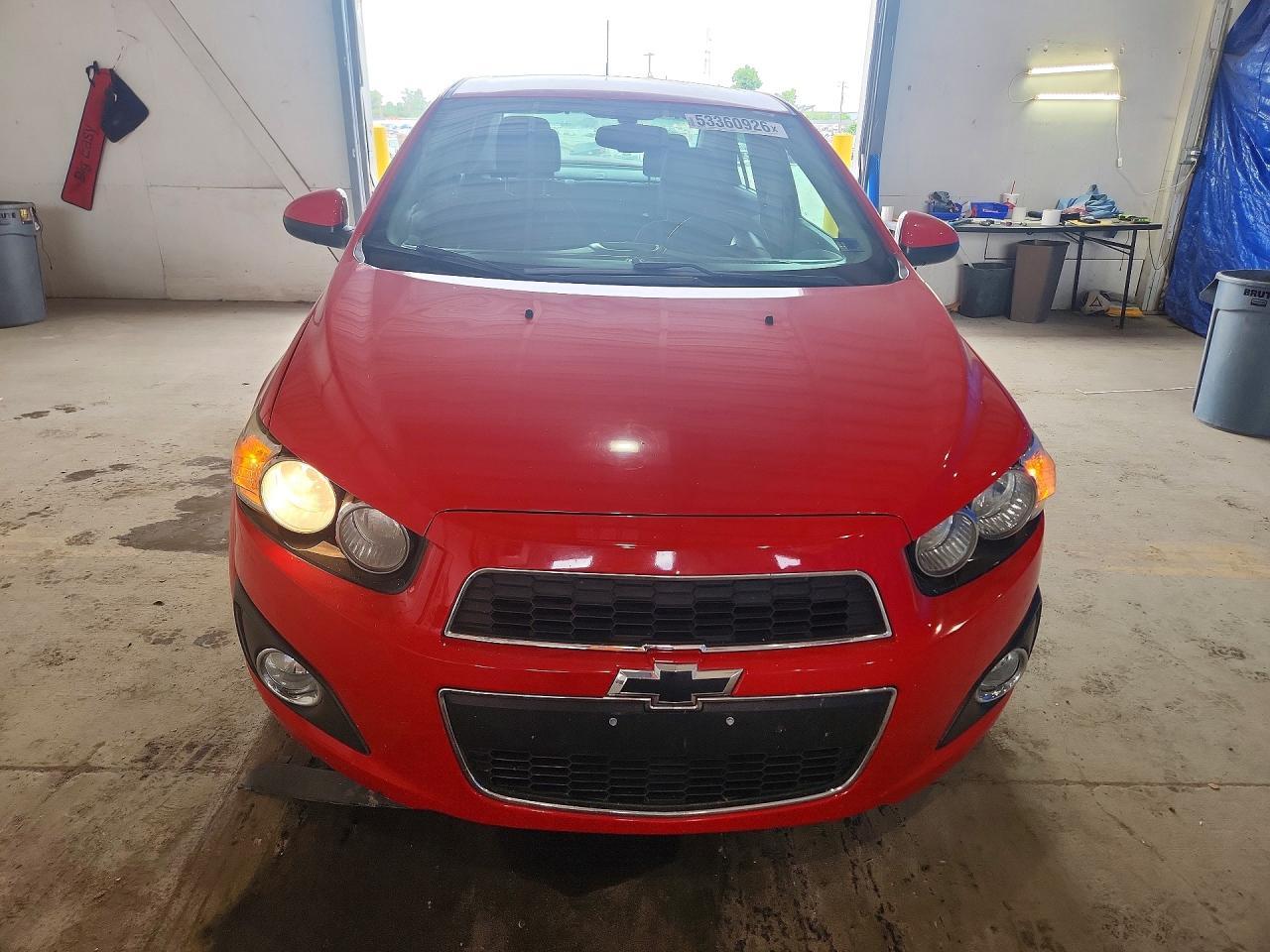 2016 Chevrolet Sonic Lt - Фото 5