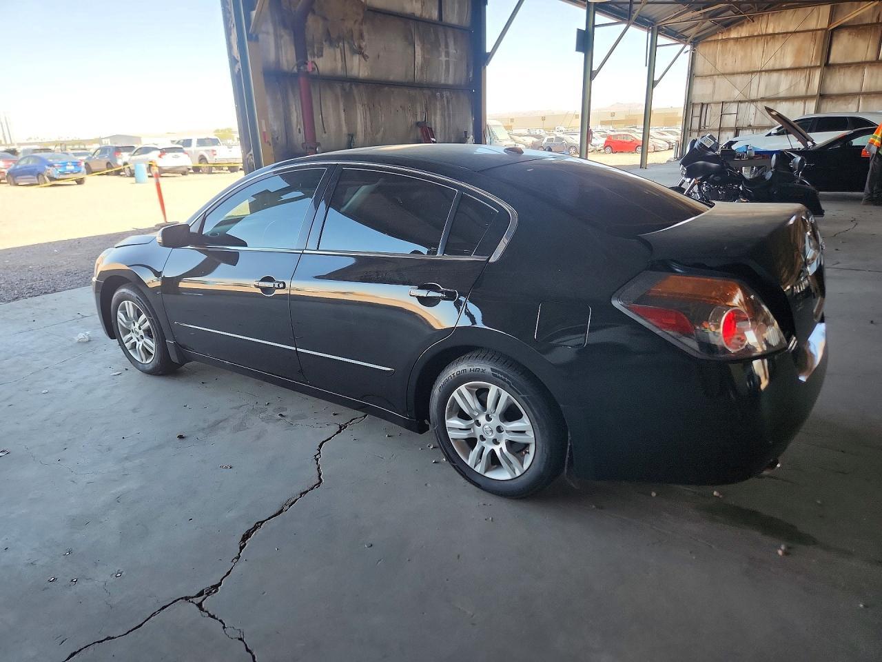 2011 Nissan Altima 2.5 - Image 2
