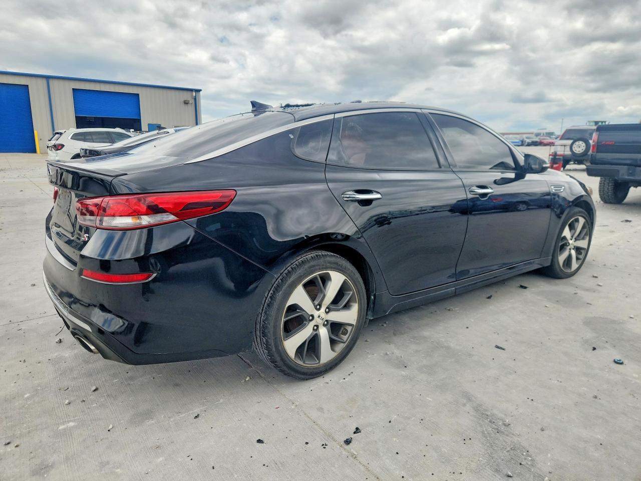 2019 Kia Optima S - Фото 3