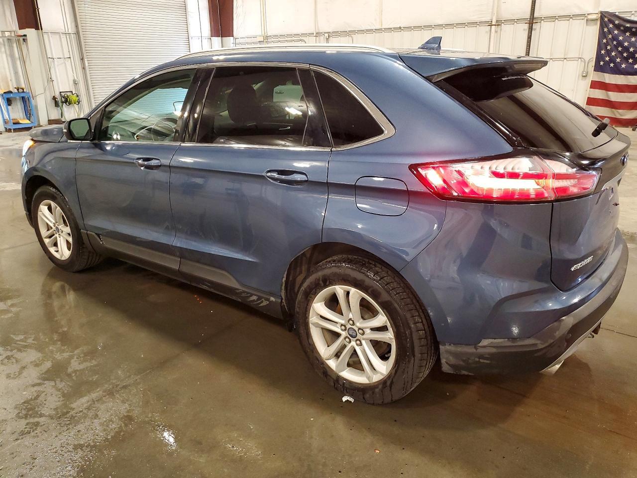 2019 Ford Edge Sel - Image 2