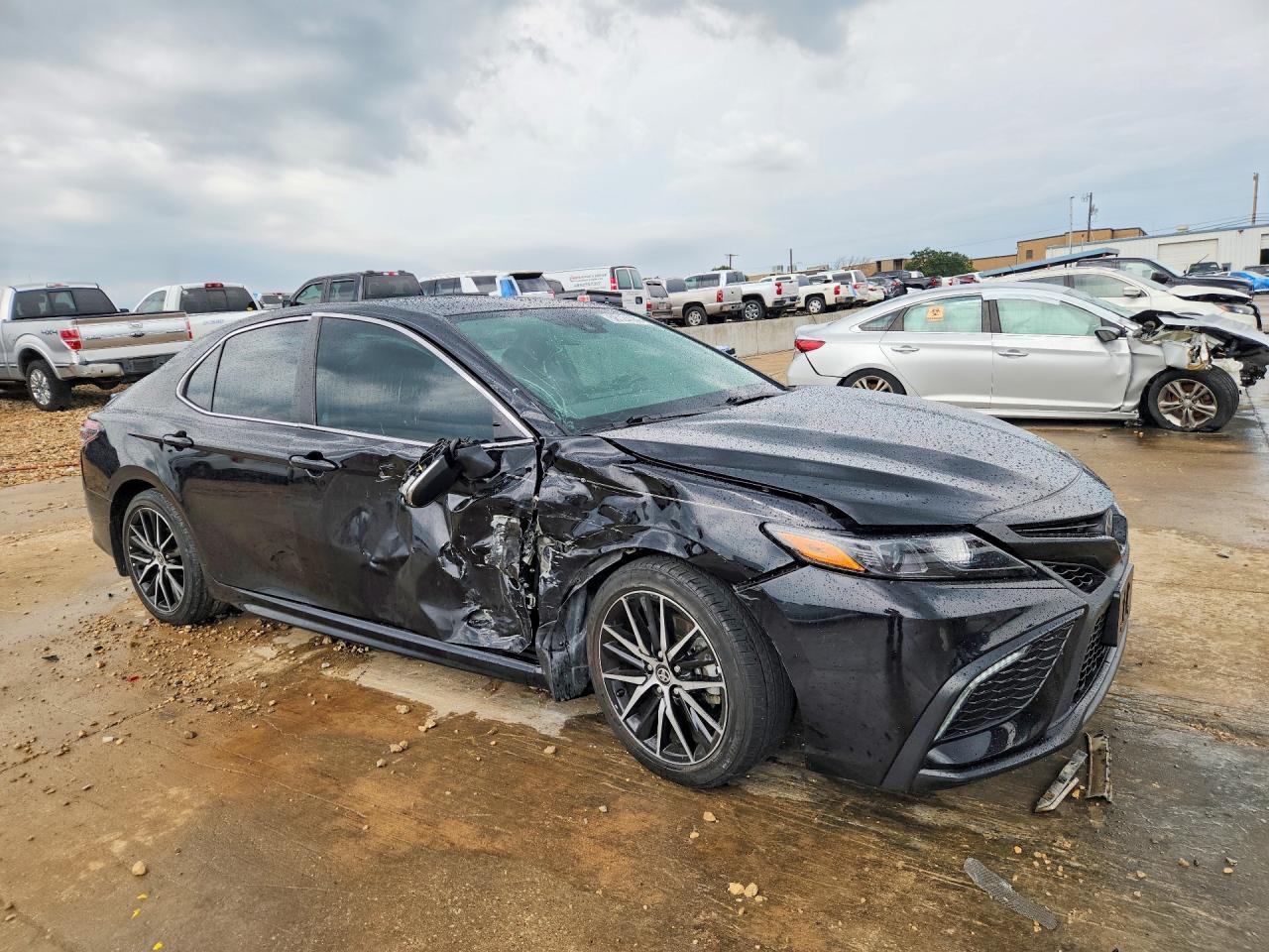 2024 Toyota Camry Se - Фото 4