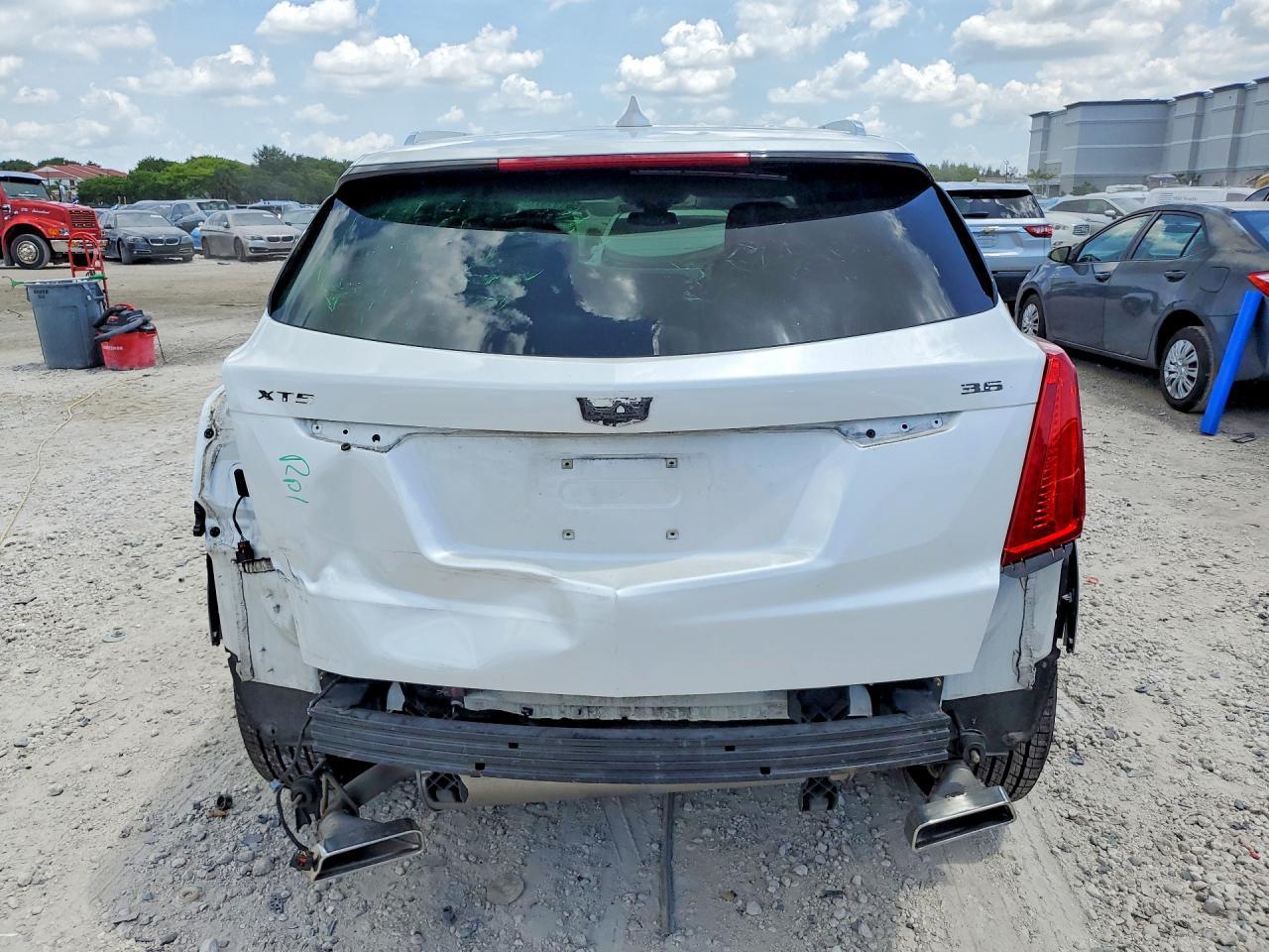 2018 Cadillac Xt5 Premium Luxury - Фото 6