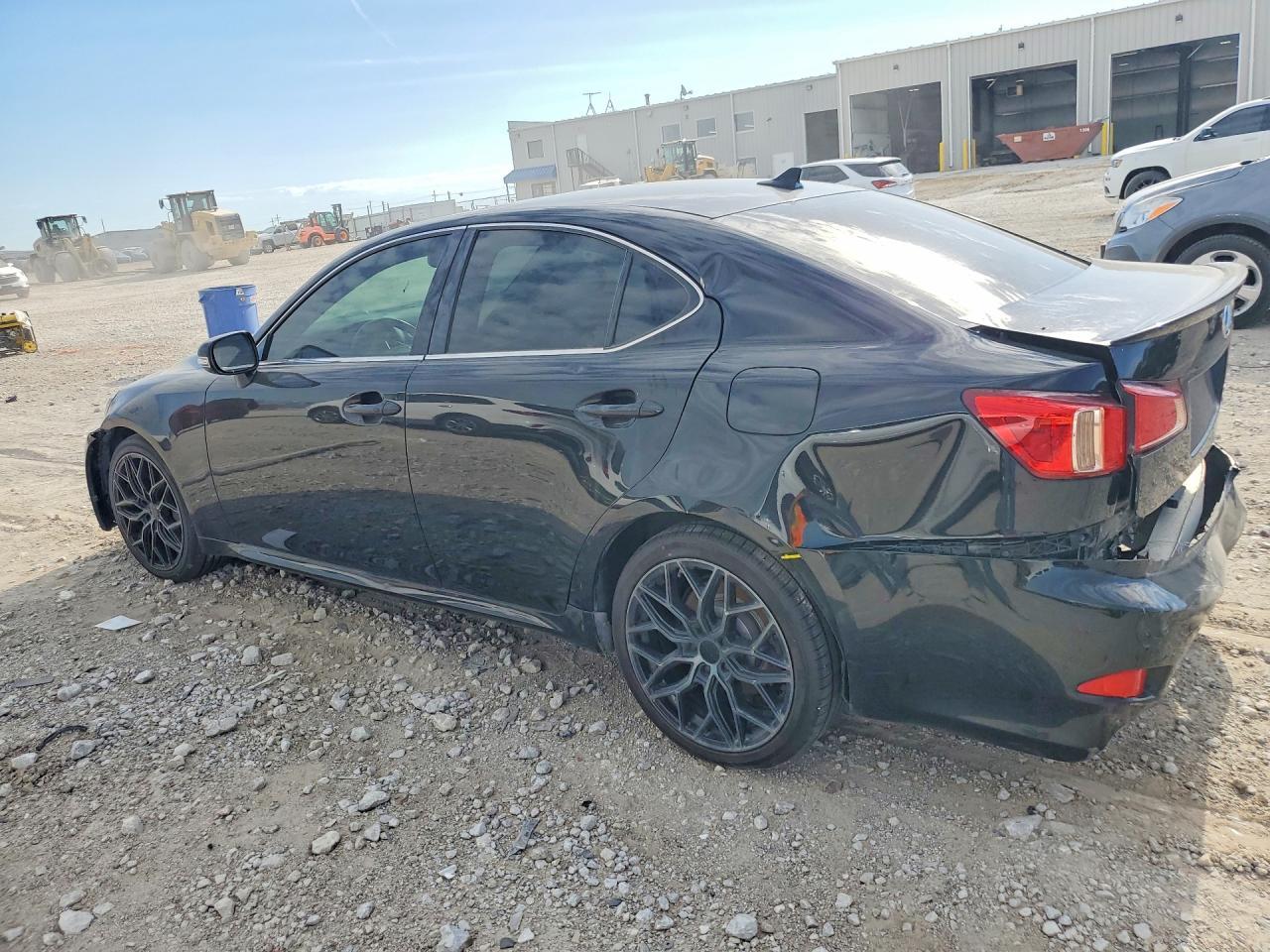 2013 Lexus Is 350 - Image 2