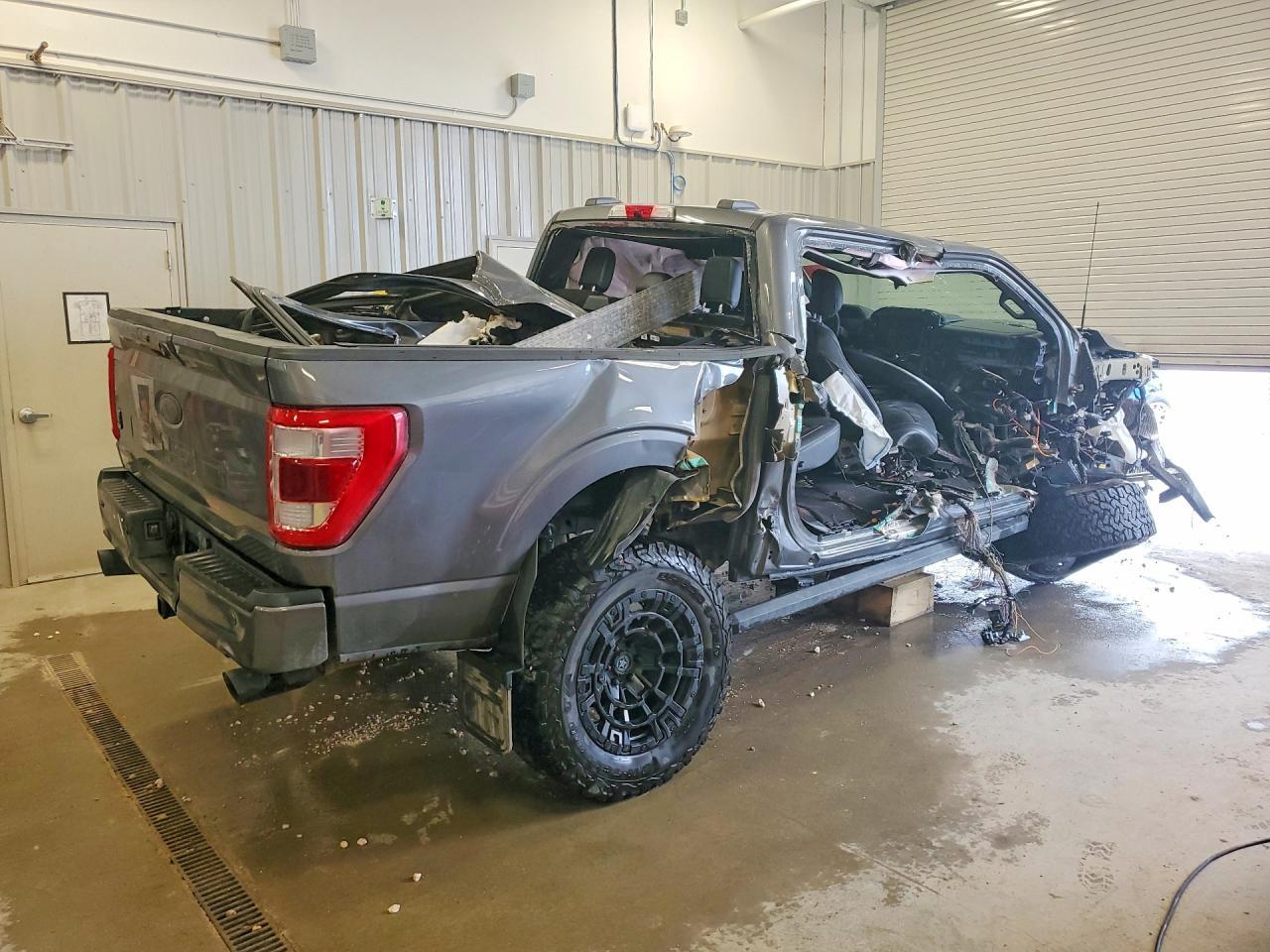 2023 Ford F150 Supercrew - Фото 3