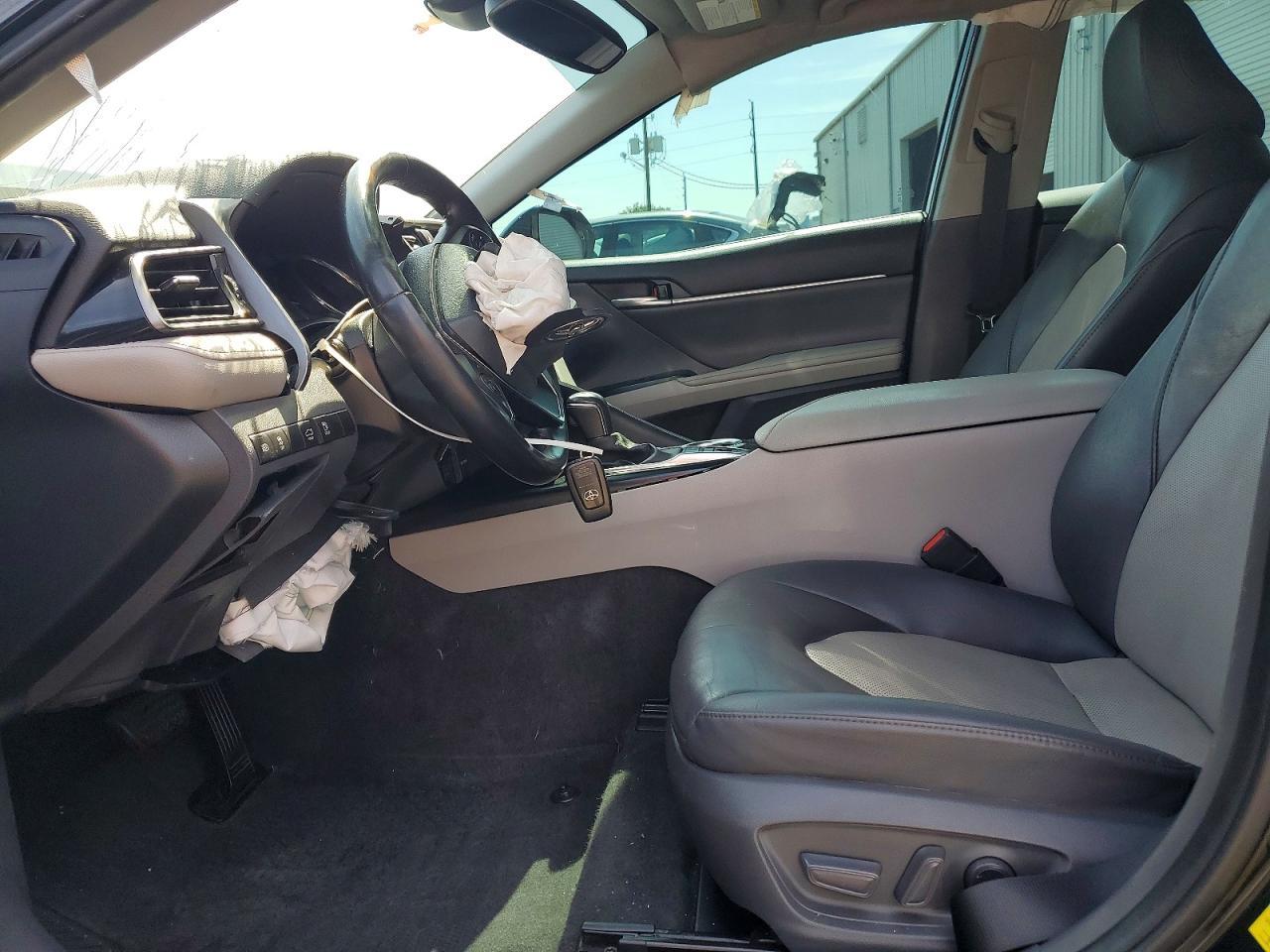 2020 Toyota Camry Xle - Фото 7