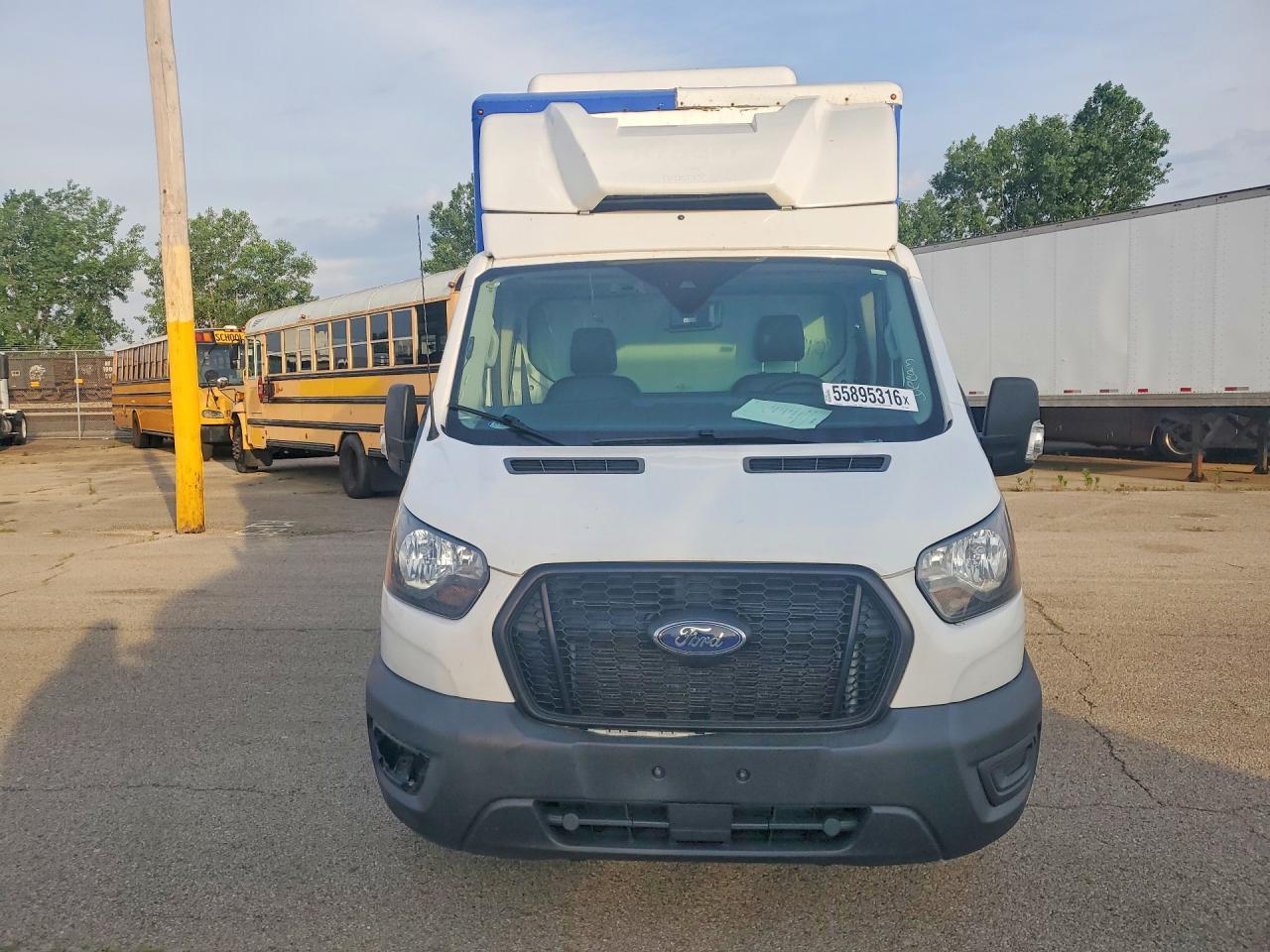 2022 Ford Transit Delivery Truck - Фото 5