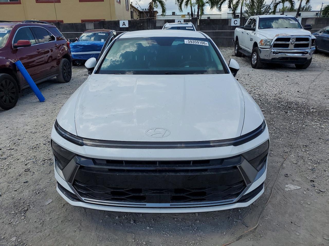 2025 Hyundai Sonata Hybrid Sel - Image 5
