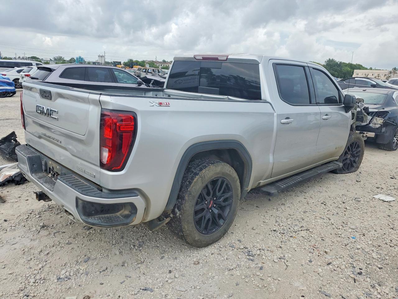 2021 GMC Sierra K1500 Elevation - Фото 3