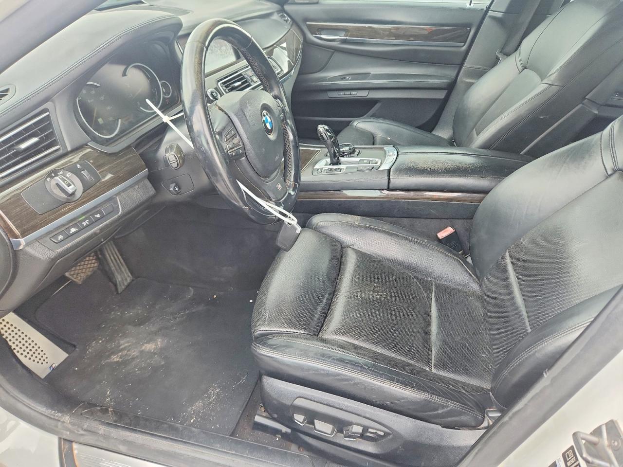 2014 BMW 750 Li - Image 7