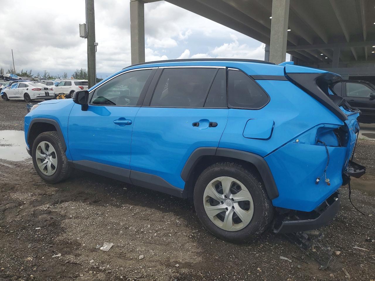 2019 Toyota Rav4 Le - Image 2