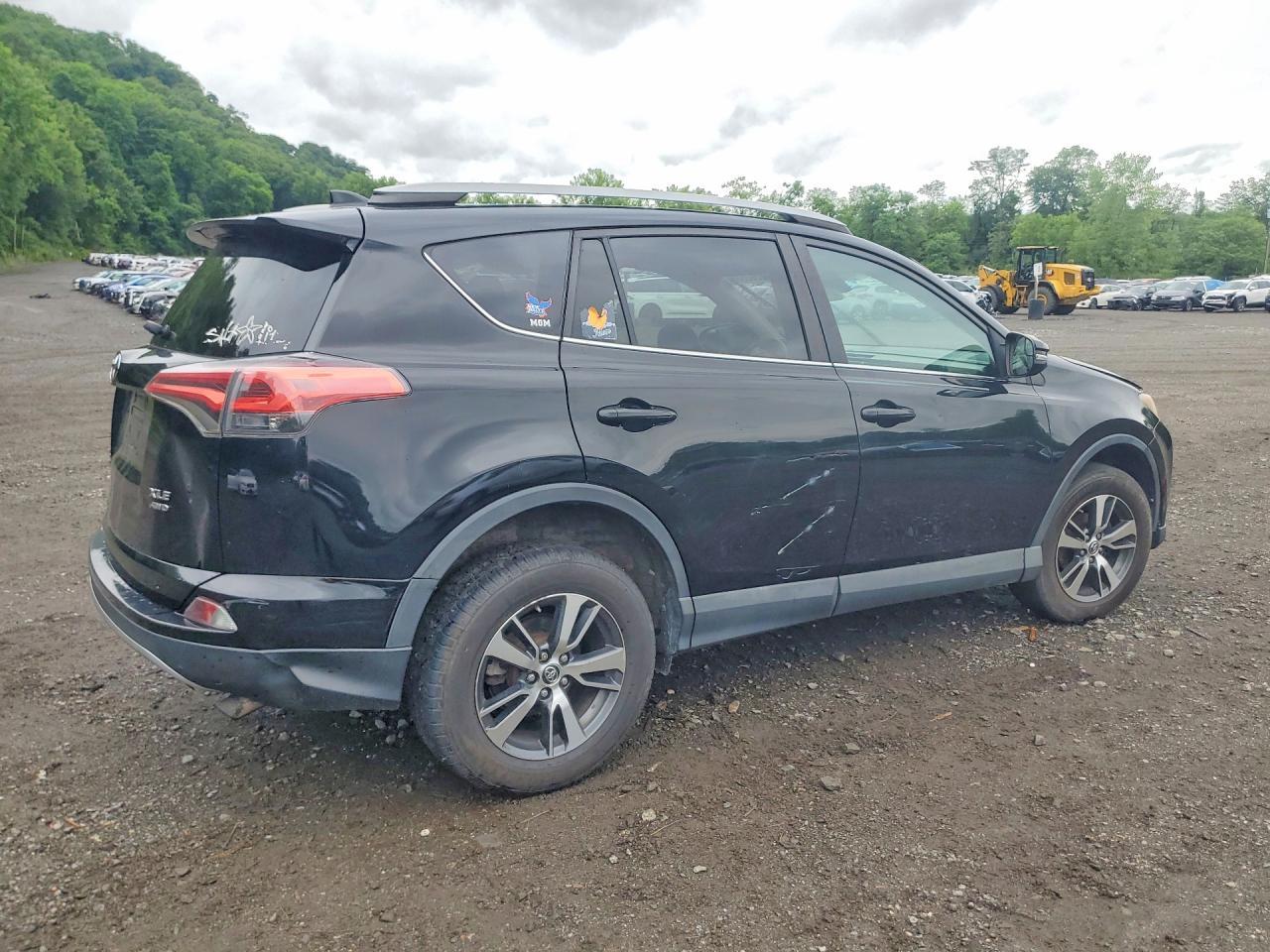2017 Toyota Rav4 Xle - Фото 3