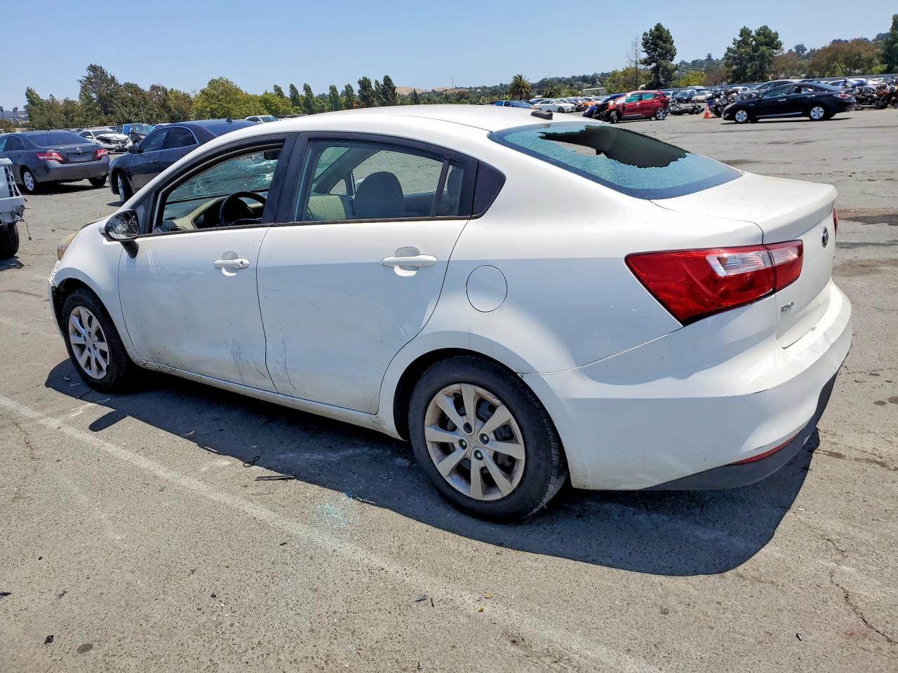 2016 Kia Rio Lx - Фото 2