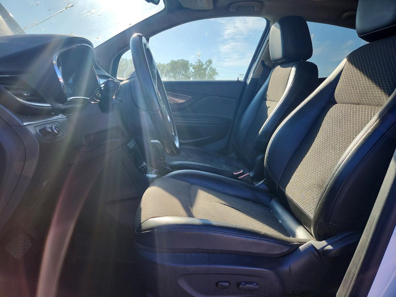 2019 Buick Encore Preferred - Фото 7