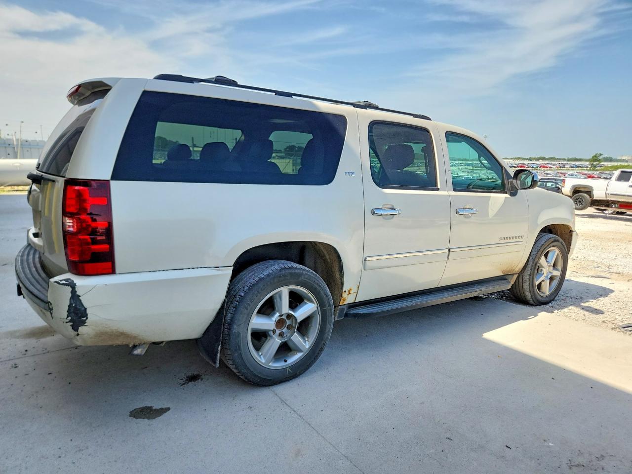 2013 Chevrolet Suburban K1500 Ltz - Фото 3