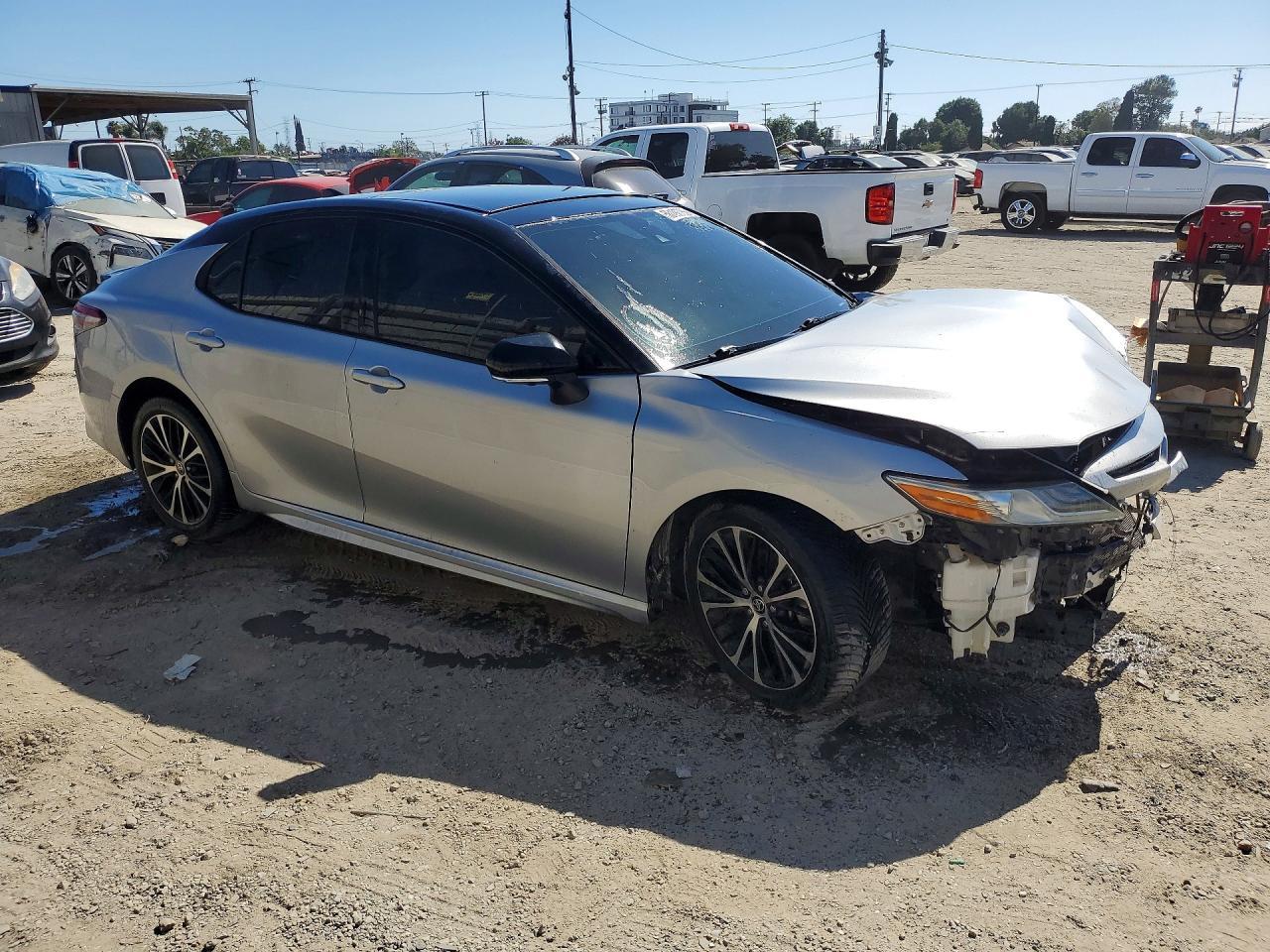 2019 Toyota Camry Xse - Image 4