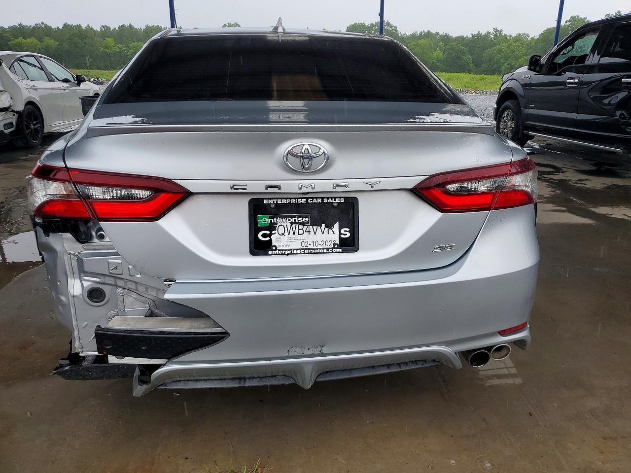 2023 Toyota Camry Se - Image 6