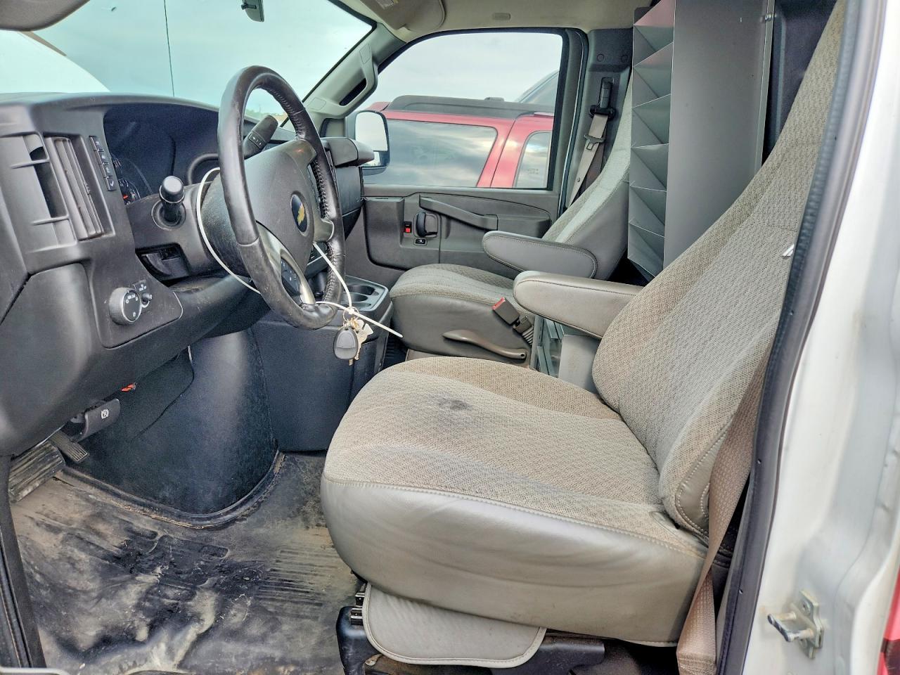 2019 Chevrolet Express G3500 - Фото 7