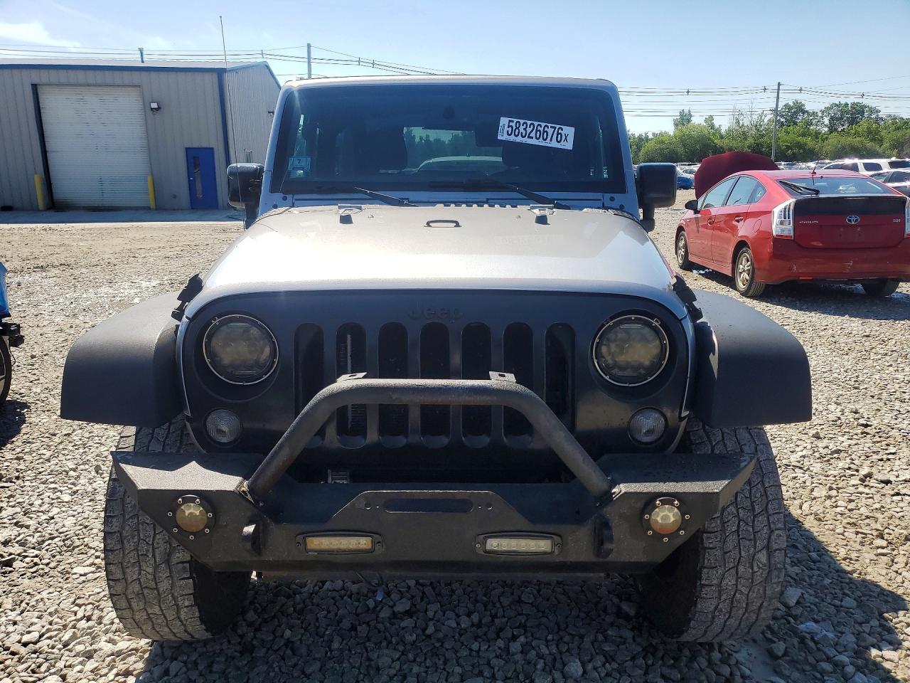 2015 Jeep Wrangler Sport - Фото 5