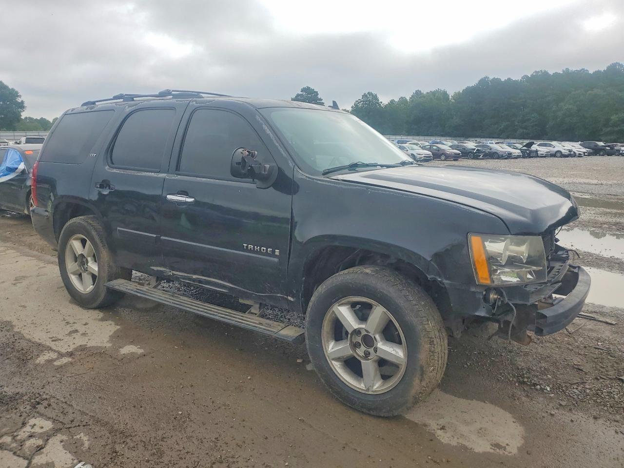 2008 Chevrolet Tahoe C1500 - Image 4