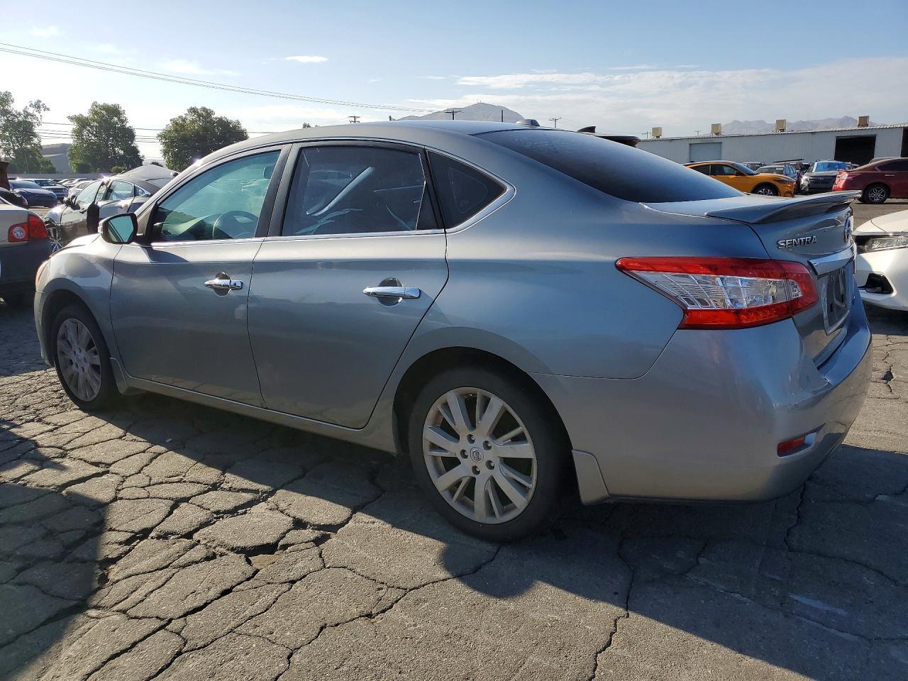 2014 Nissan Sentra Sl - Image 2