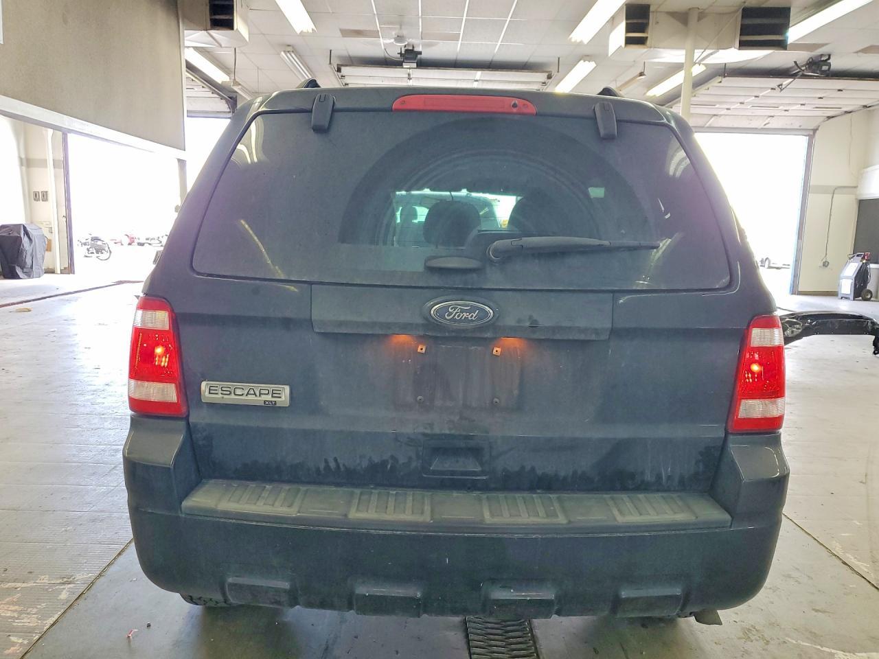 2011 Ford Escape Xlt - Фото 6