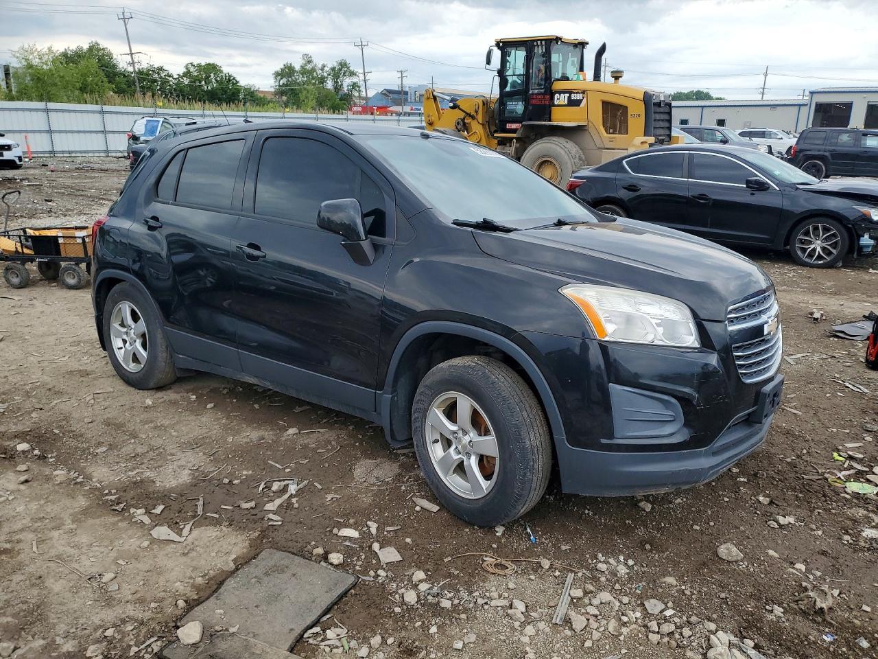2016 Chevrolet Trax Ls - Image 4