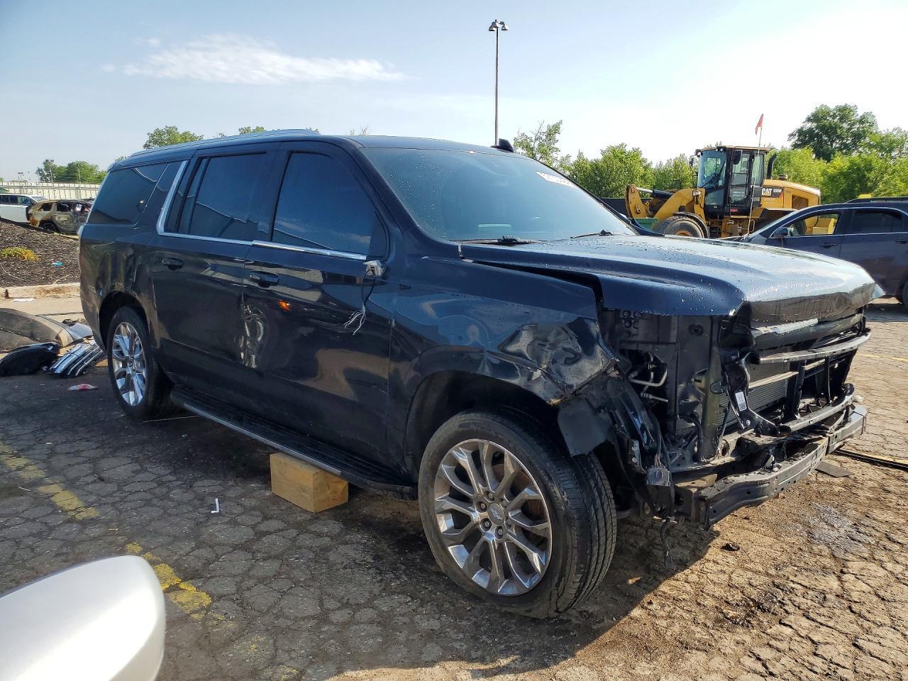 2023 Chevrolet Suburban K1500 Lt - Image 4