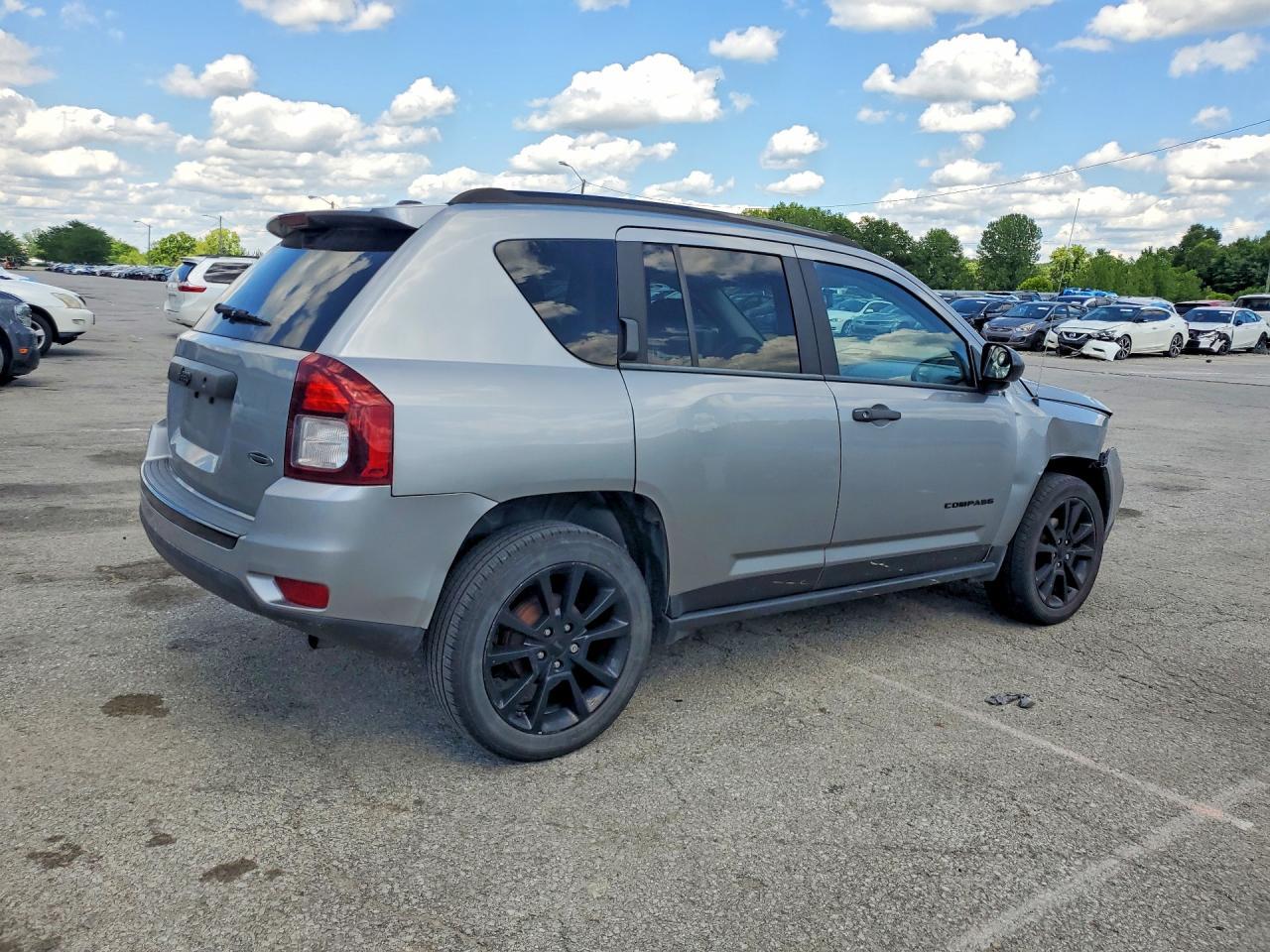 2015 Jeep Compass Sport - Image 3