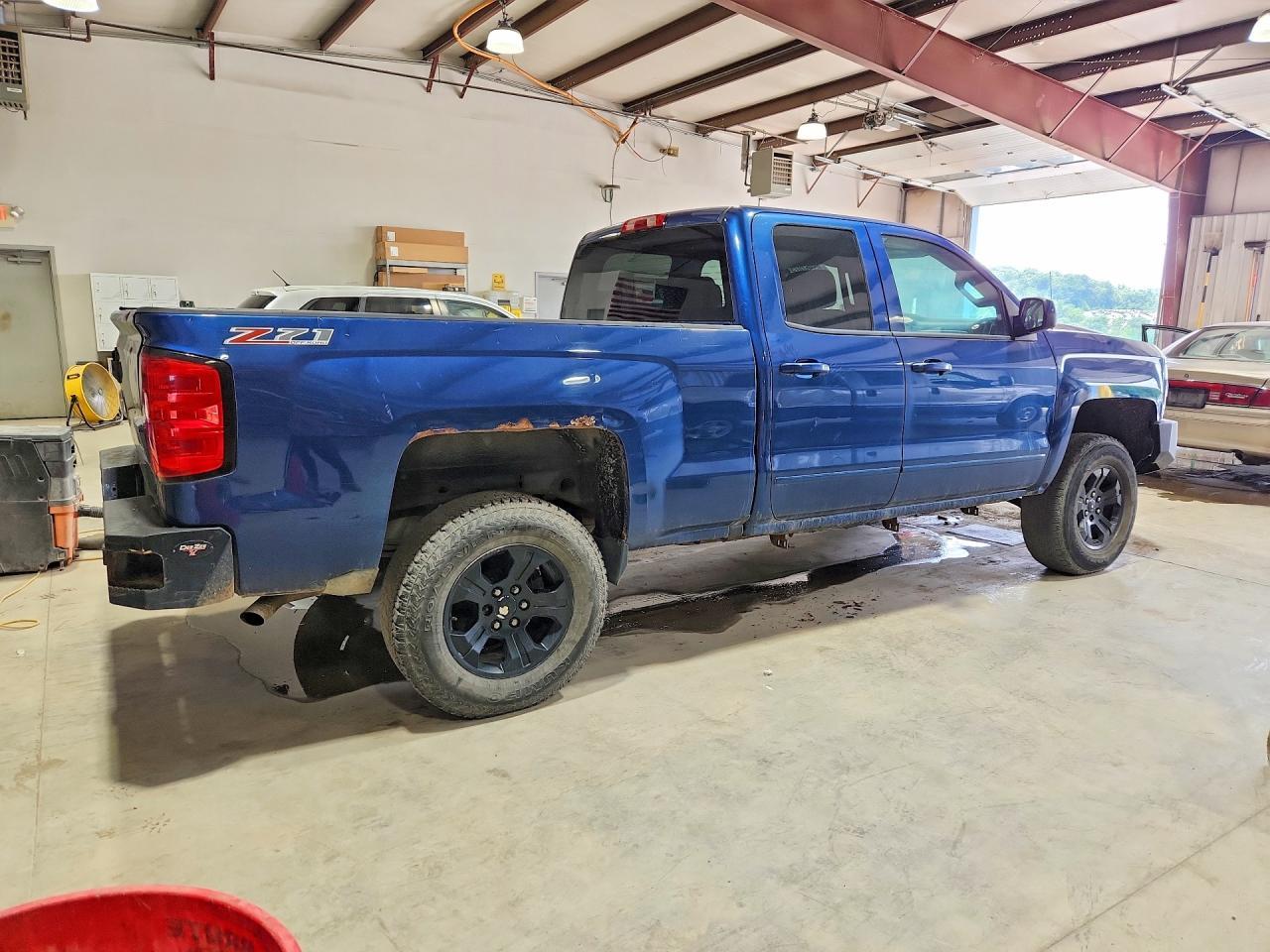 2017 Chevrolet Silverado K1500 Lt - Фото 3