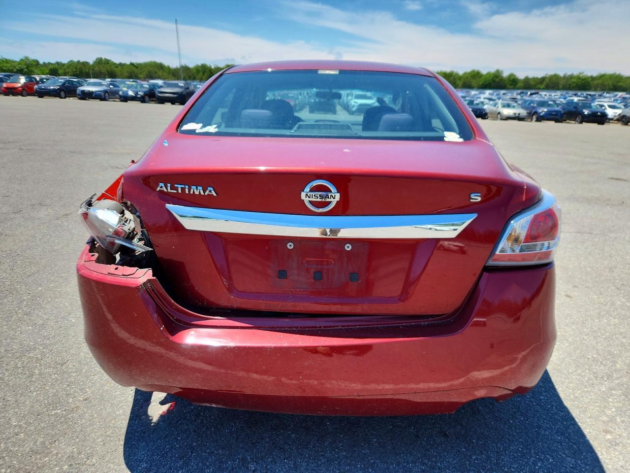 2015 Nissan Altima 2.5 S - Фото 6