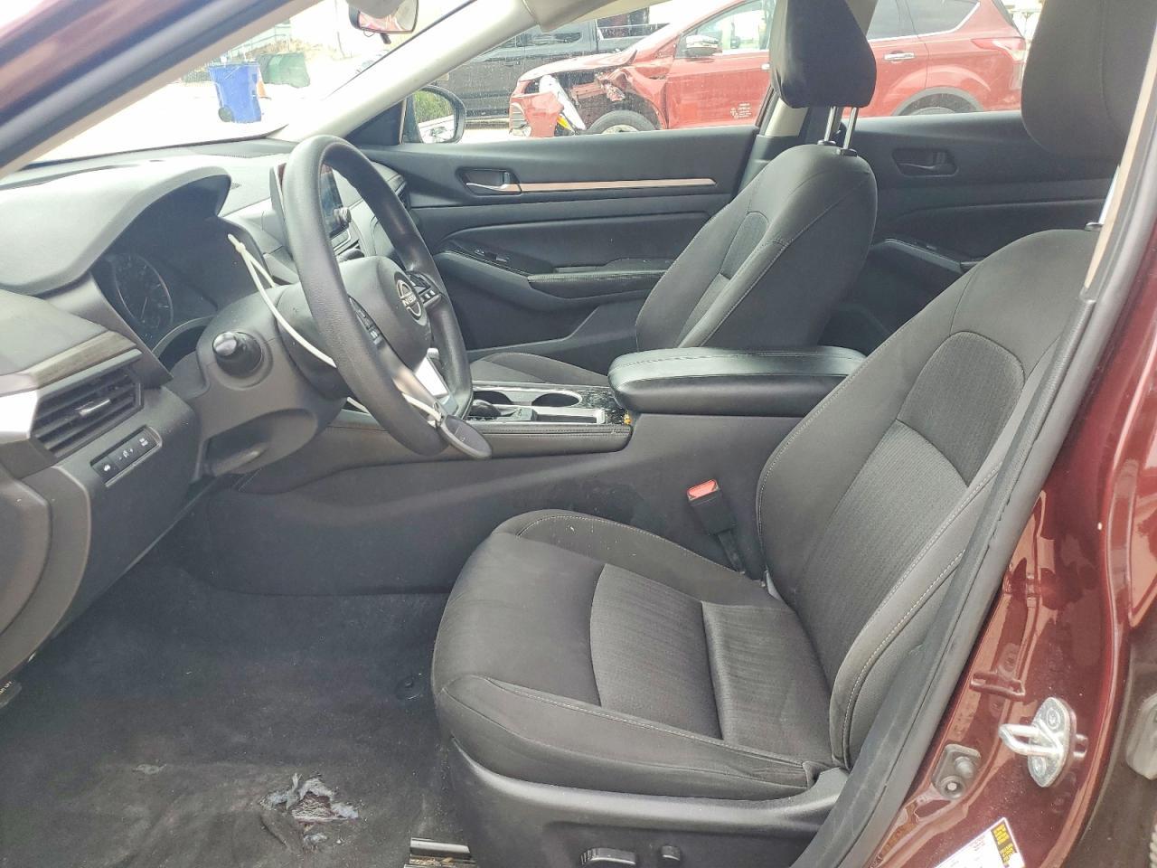 2023 Nissan Altima Sv - Фото 7