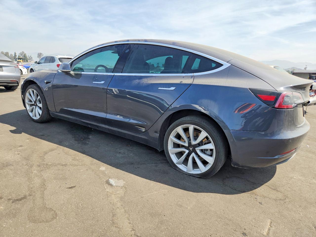 2019 Tesla Model 3 - Image 2