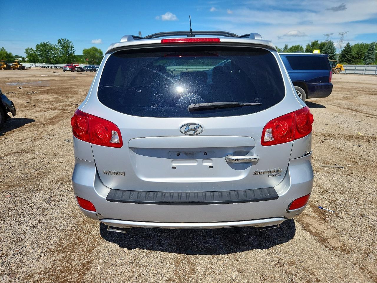 2009 Hyundai Santa Fe Limited - Image 6