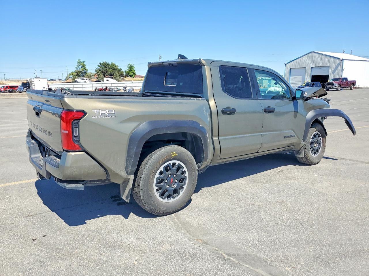 2024 Toyota Tacoma Trd Off-Road - Фото 3