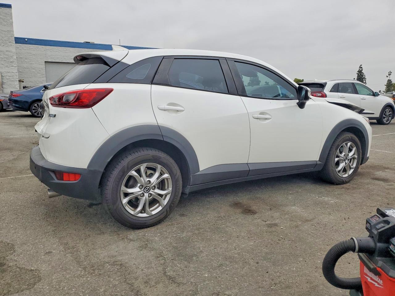 2019 Mazda Cx-3 Sport - Image 3