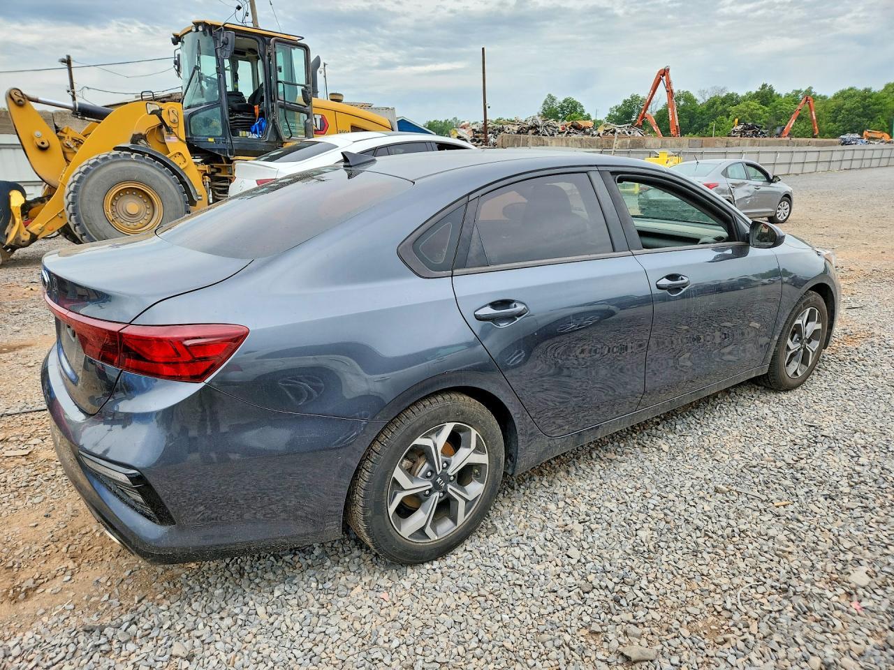 2020 Kia Forte Lxs - Image 3