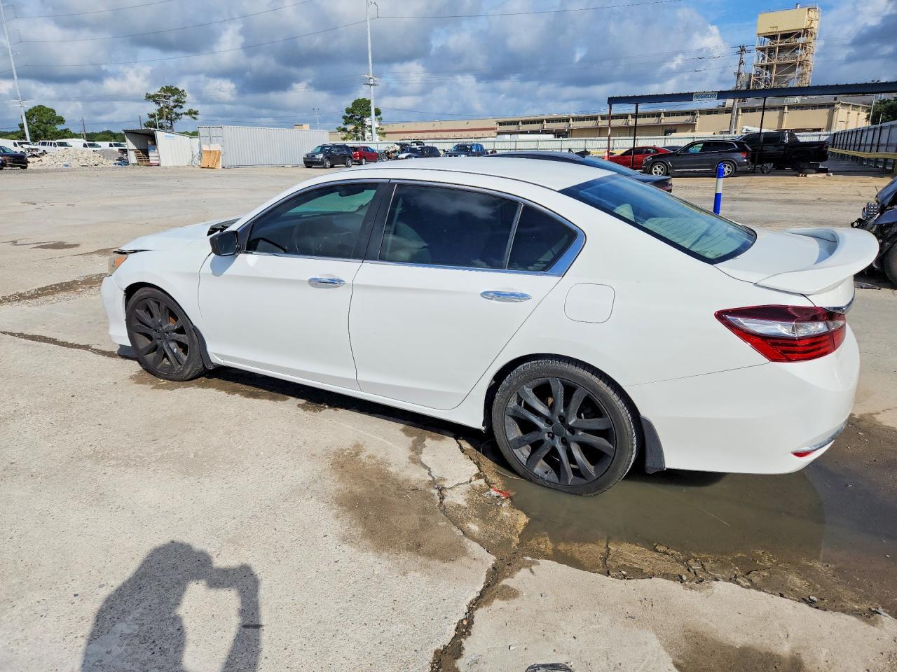 2016 Honda Accord Lx - Фото 2